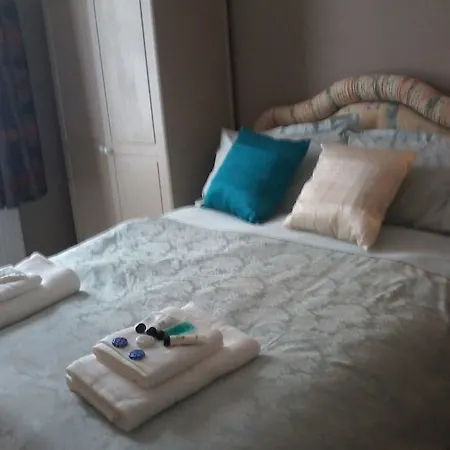 Hotel Dovecote House